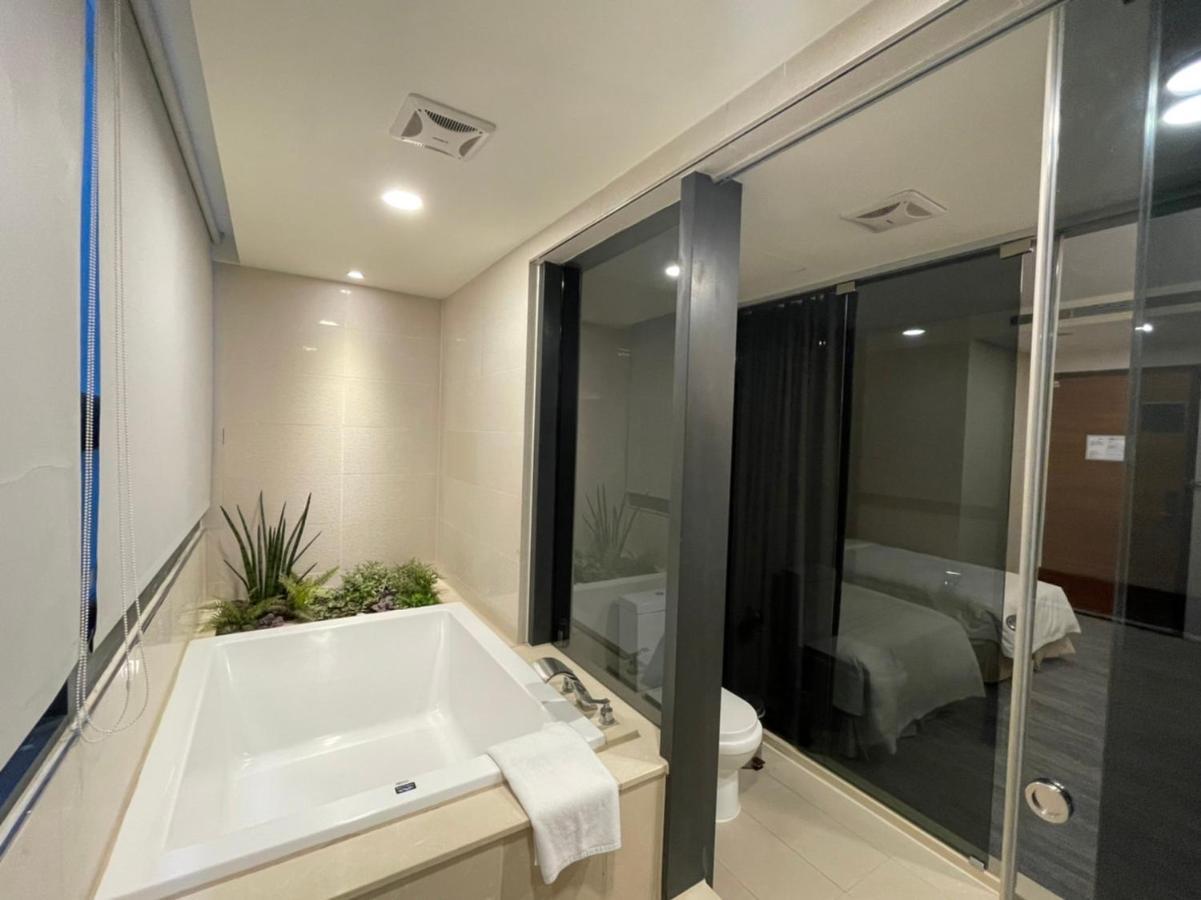 Hotel Geight Đài Bắc Ngoại thất bức ảnh